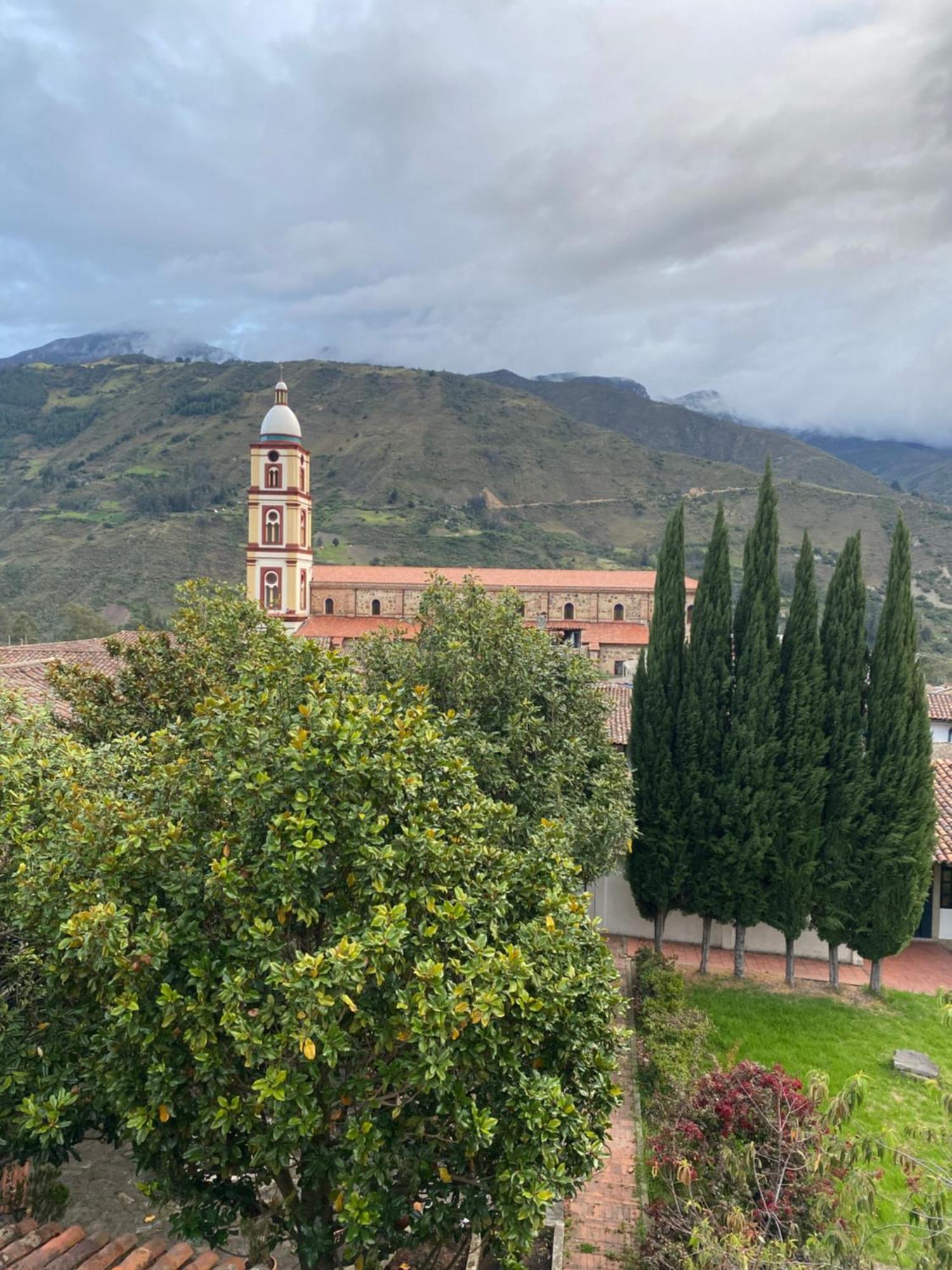 Gll Hotel El Cocuy エクステリア 写真
