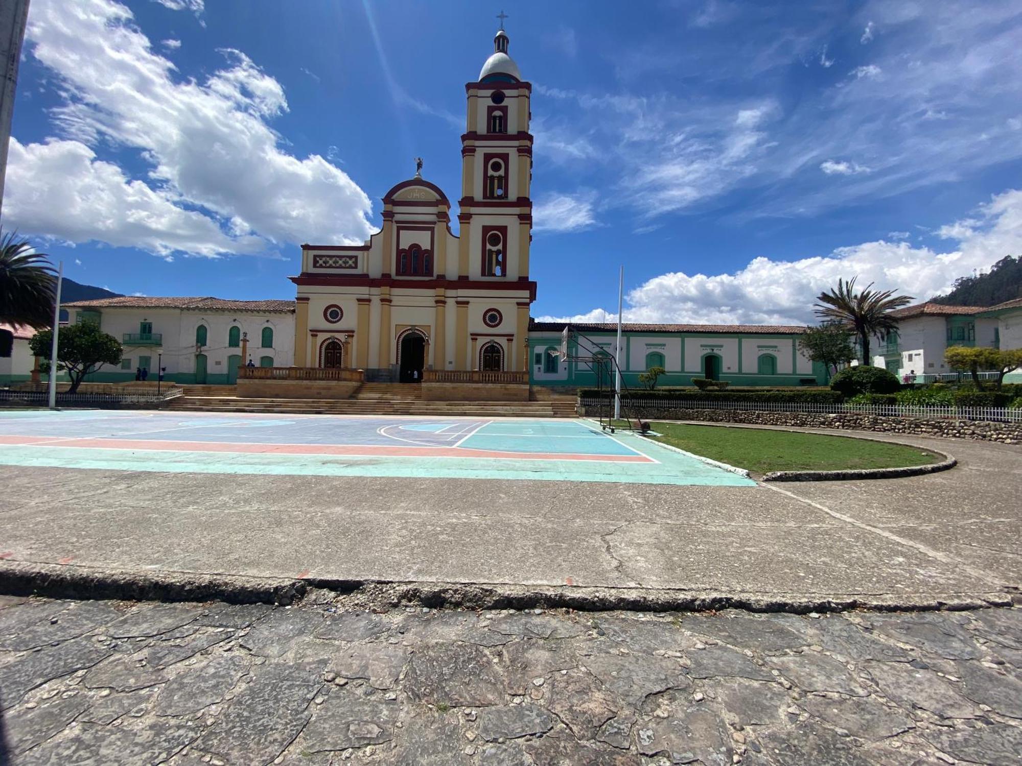 Gll Hotel El Cocuy エクステリア 写真